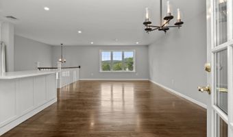 12 Cel Bret Dr, Danbury, CT 06810