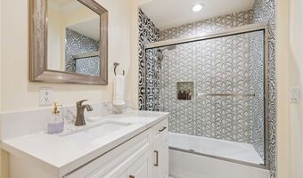 2104 Crenshaw Blvd, Los Angeles, CA 90016