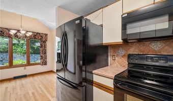 80 Fisher Rd 50, Cumberland, RI 02864
