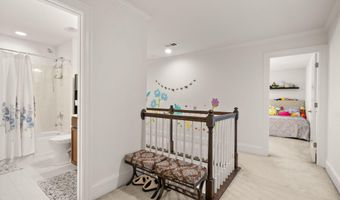 41699 BROOKEBOUROUGH Ct, Aldie, VA 20105