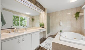 802 Pahumele Pl, Kailua, HI 96734