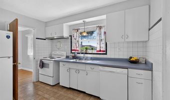 9108 Jonmar Ct, Affton, MO 63123