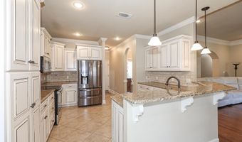 4006 Edgewater Dr, Benton, AR 72109