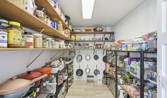 24051 NE AIRPORT Rd, Aurora, OR 97002