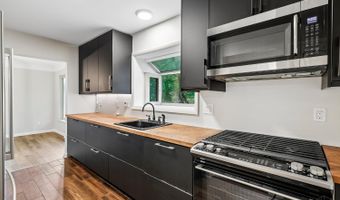 7006 Moorfield Dr, Anderson Twp., OH 45230