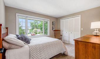 2460 Mershon Dr, Ann Arbor, MI 48103