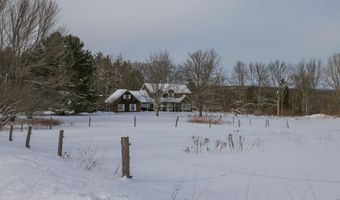 137 China Rd, Albion, ME 04910