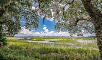 62 Meridian Rd, Beaufort, SC 29907