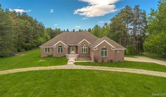 7893 Lantern Dr, Almont Twp., MI 48003
