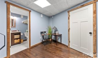 118 Houston St, Asheville, NC 28801
