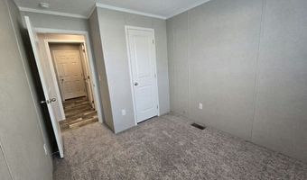 1328 Chestnut 32, Alden, NY 14004