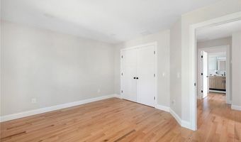 218 Second St, East Providence, RI 02914