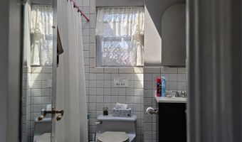31 S Emerson Ave, Amity Harbor, NY 11701