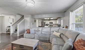 6608 Sonesta Dr, Indianapolis, IN 46217