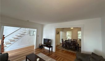 15 Kilburn Ct 15, Newport, RI 02840