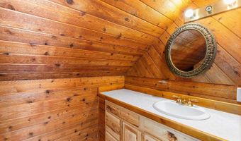 630 GRANDVIEW Dr, Alpine, WY 83128