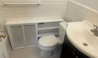 4474 MACARTHUR Blvd NW 2, Washington, DC 20007
