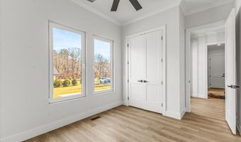 10541 E Brainerd Rd, Apison, TN 37302
