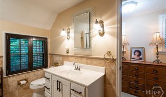 265 Great Oak Dr, Athens, GA 30605