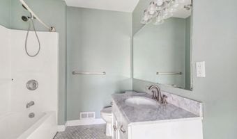 1017 Bluestem Ln, Ann Arbor, MI 48103