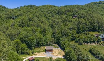 167 Apple Cove Rd, Banner Elk, NC 28604