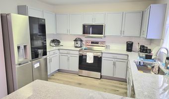 610 Branch View Dr, Boiling Springs, SC 29316