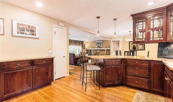 529 Shippeetown Rd, East Greenwich, RI 02818