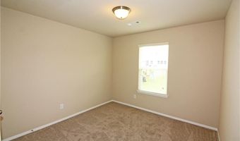 807 Green World St, Bentonville, AR 72712