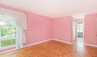 191 Parkview Dr, Aurora, OH 44202