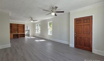 106 Falls Rd, Badin, NC 28009