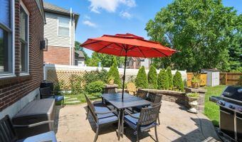 8608 Sunmont Dr, Anderson Twp., OH 45255