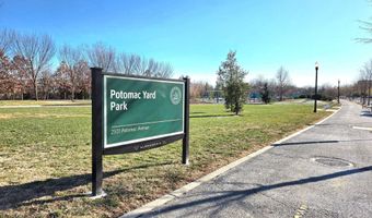 737 SWANN Ave 308, Alexandria, VA 22301