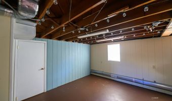 43 Pomeroy Rd, Athens, OH 45701