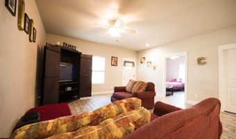 204 N Holly St, Beebe, AR 72012