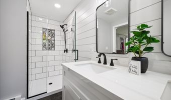 121 Packard Dr, Bangor, ME 04401