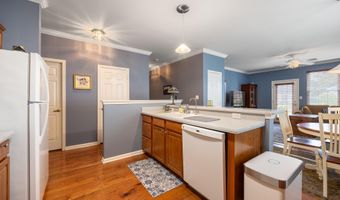 103 Minuteman Cir, Allentown, NJ 08501