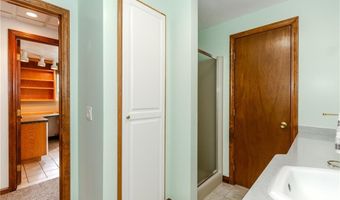 422 Buxton St, North Smithfield, RI 02896