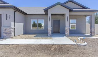 207 W First St, Carey, ID 83320