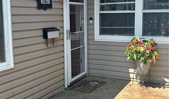 1502 Franklin Ln, Anoka, MN 55303