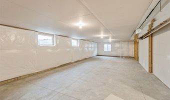 4407 NE 8th St, Ankeny, IA 50021