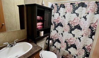 55 Minnow Ln, Alderson, WV 24901