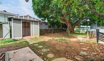 1037 Kina St, Kailua, HI 96734