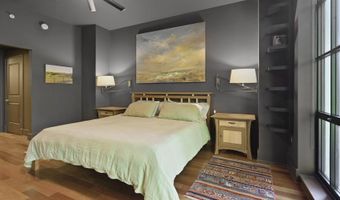 1615 N QUEEN St M303, Arlington, VA 22209