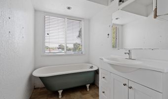 4068 Haney Dr, Santa Rosa, CA 95407