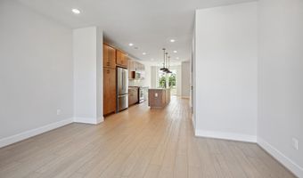 313 CALVERT Ave, Alexandria, VA 22301