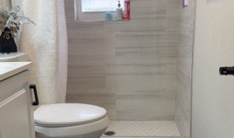 14 Cross St, Andover, NJ 07801