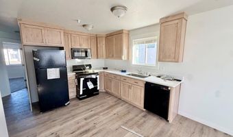 5405 Park Lawn Dr #111, Chubbuck, ID 83202