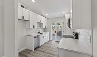 6529 Pinon Pine Way, Las Vegas, NV 89108