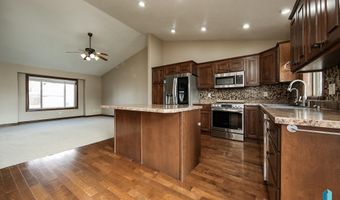 2609 E Sunflower St, Brandon, SD 57005