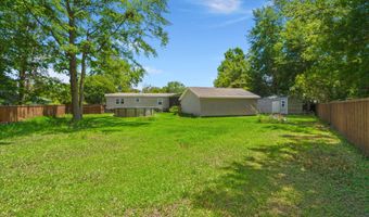 215 Hines Dr, Bonneau, SC 29431